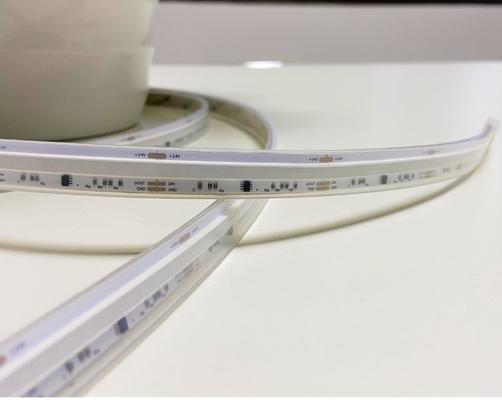 مرنة البوليفيين بكسل Pixel Rgb بقيادة قطاع الضوء 24V IP65 سيليكون الأكمام
